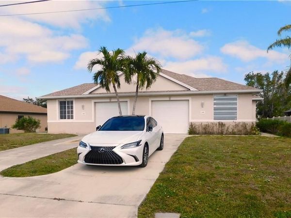 619 SE 7th ST , CAPE CORAL, FL 33990