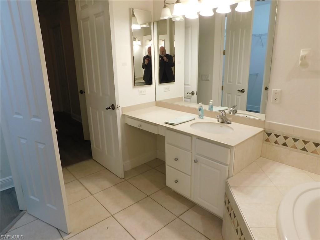 619 SE 7th St , Cape Coral, FL 33990 Photo