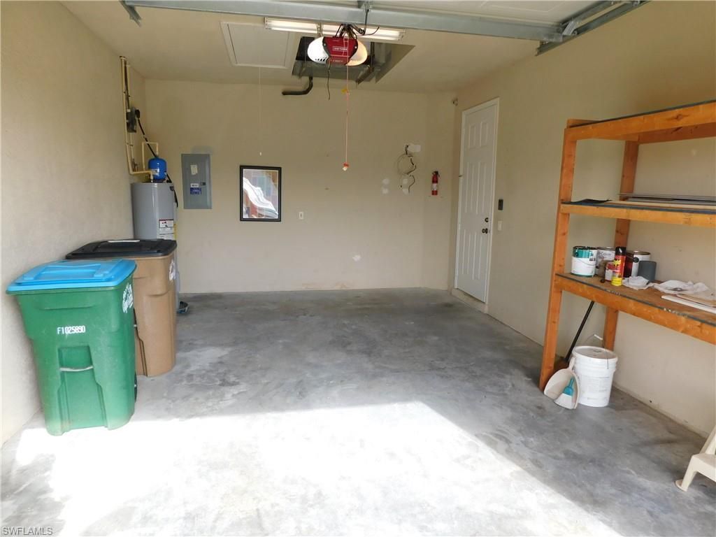 619 SE 7th St , Cape Coral, FL 33990 Photo