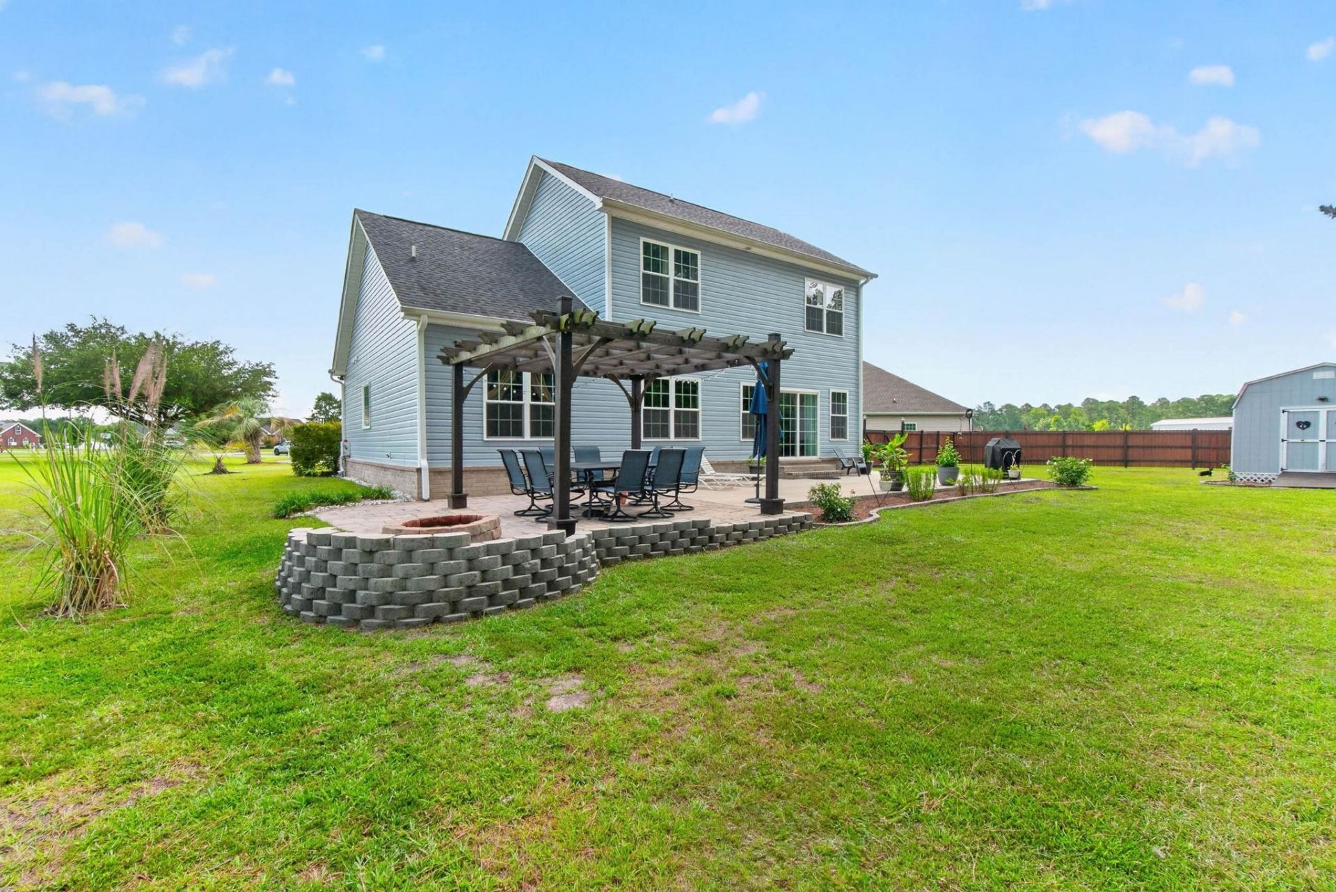312 Canberra Ct. Photo 17