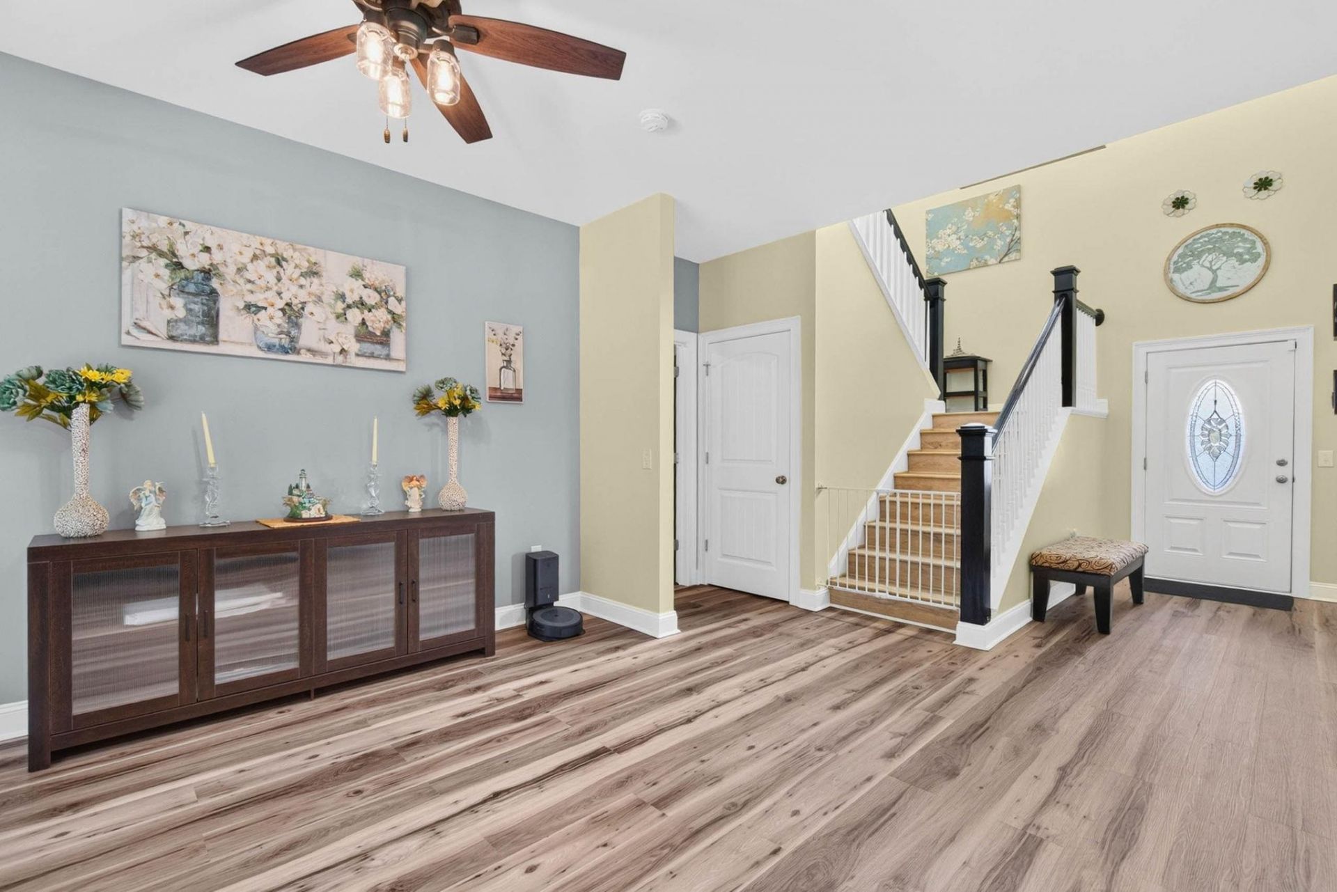 312 Canberra Ct. Photo 23