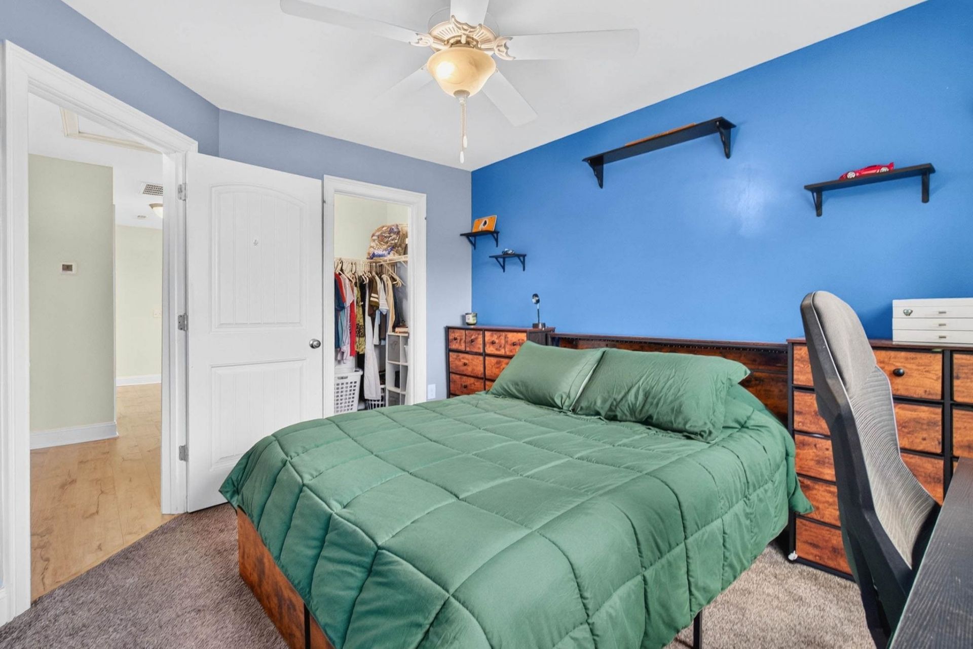 312 Canberra Ct. Photo 49