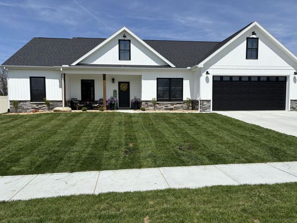 3408 Ottawa Circle, Piqua, OH 45356