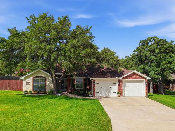 302 Wrought Iron DR, Harker Heights, TX 76548