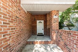 1441 Swamp Angel Court photo 4