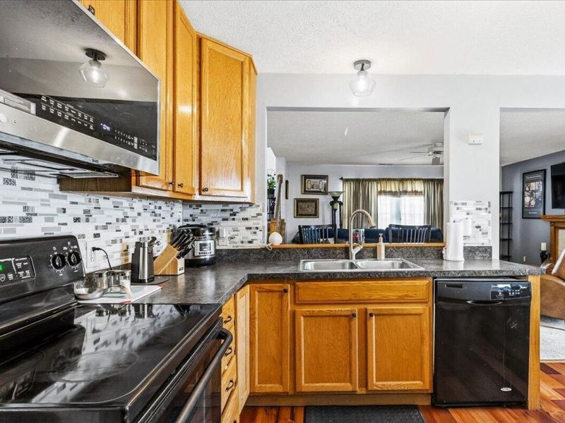 3656 Parker Knoll Lane, Columbus, OH 43219 Photo 15