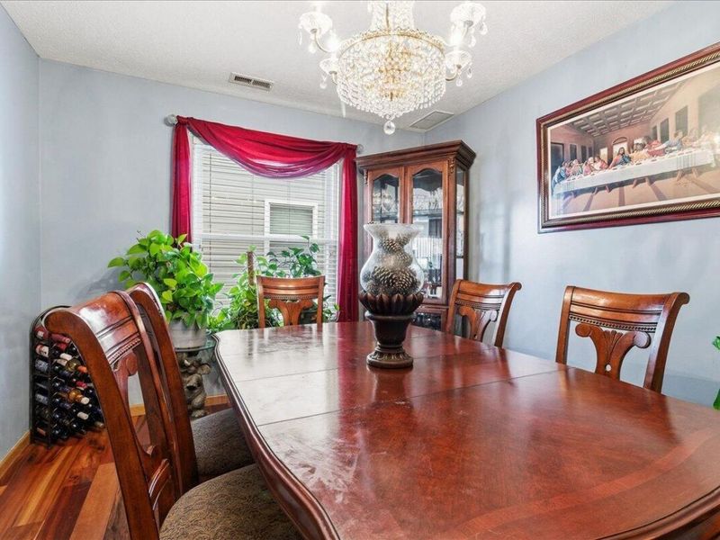 3656 Parker Knoll Lane, Columbus, OH 43219 Photo 6