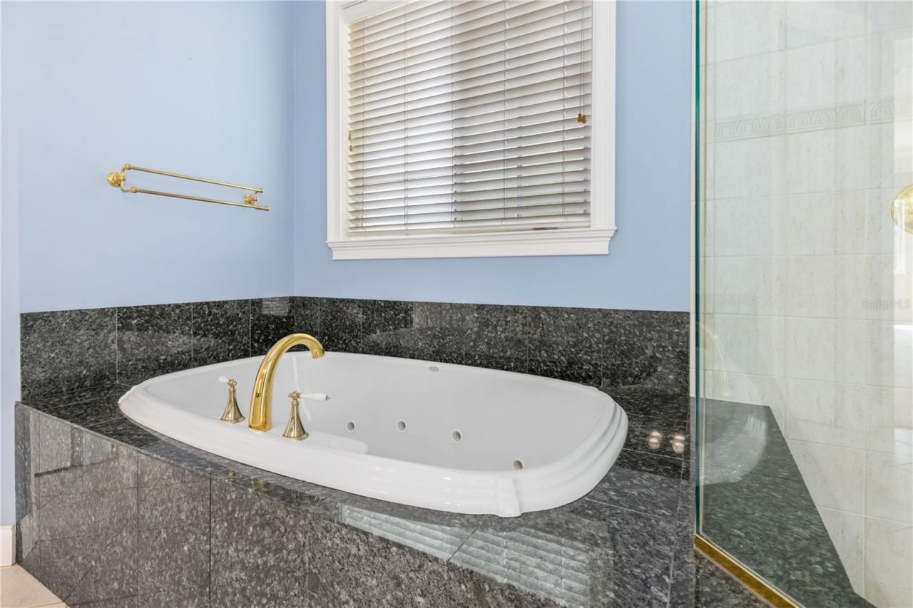 4561 Murcia Boulevard, Unit 13, Sarasota, FL 34238 Photo