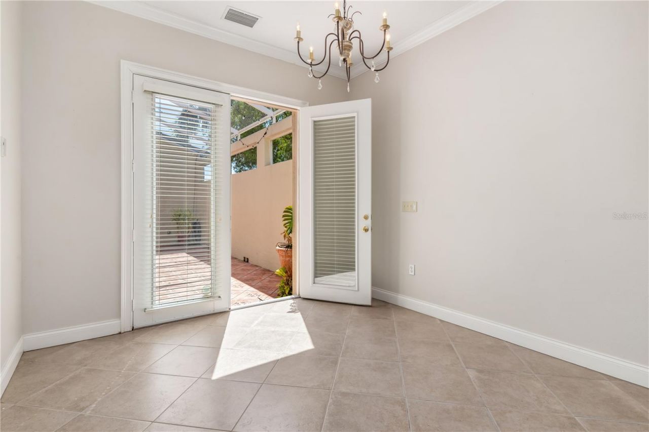 4561 Murcia Boulevard, Unit 13, Sarasota, FL 34238 Photo