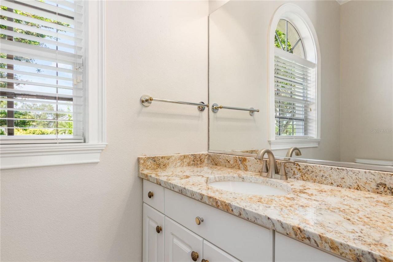 4561 Murcia Boulevard, Unit 13, Sarasota, FL 34238 Photo