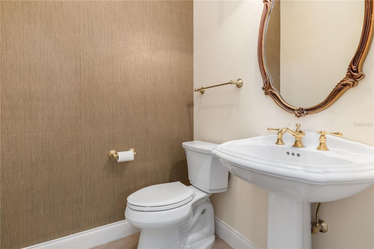 4561 Murcia Boulevard, Unit 13, Sarasota, FL 34238 Photo