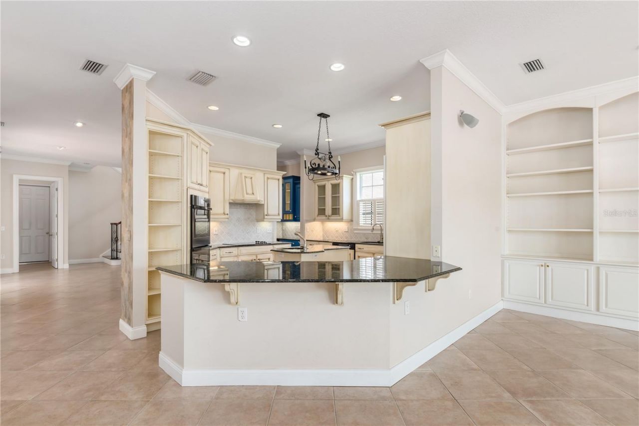 4561 Murcia Boulevard, Unit 13, Sarasota, FL 34238 Photo
