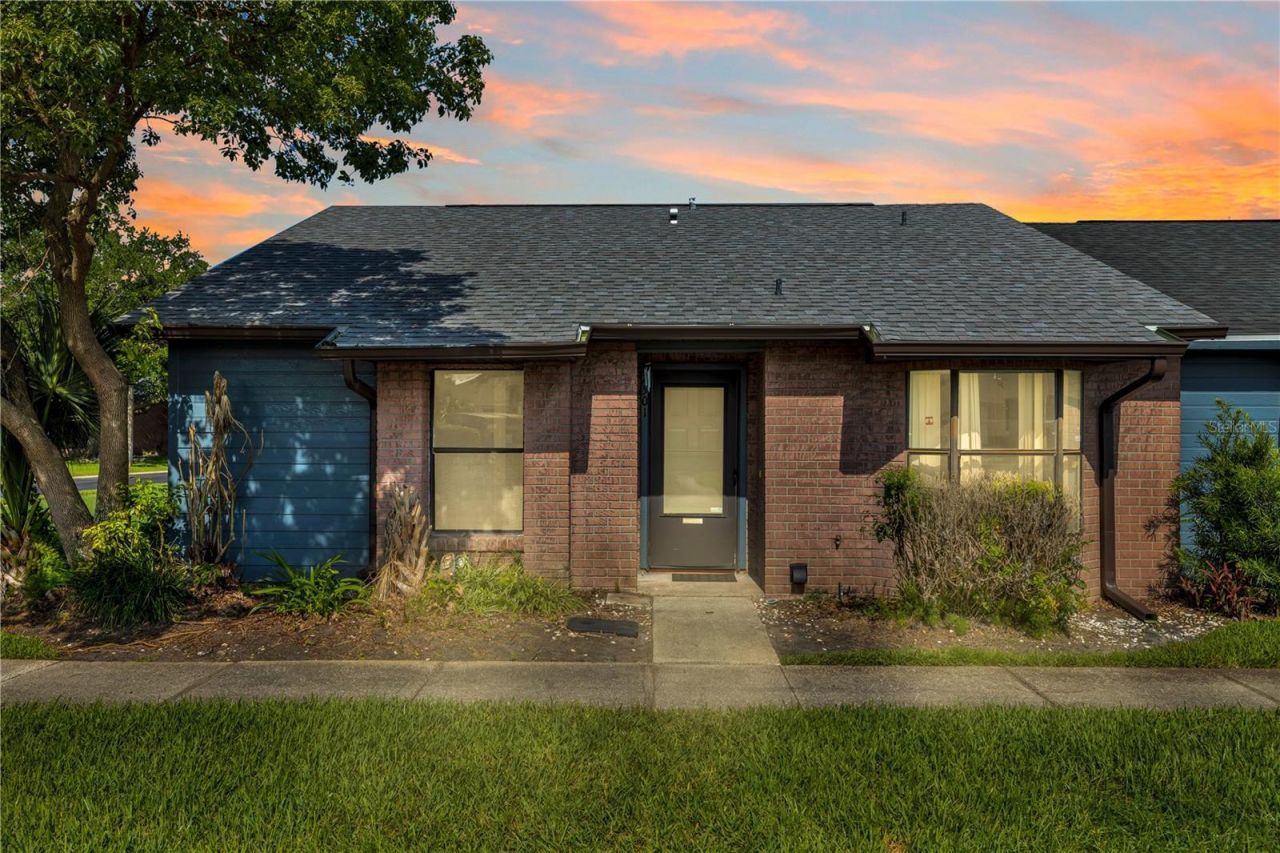 2501 King Oak Circle, Saint Cloud, FL 34769 Main Photo