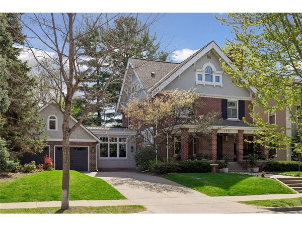 1777 Knox Avenue S, Minneapolis, MN 55403