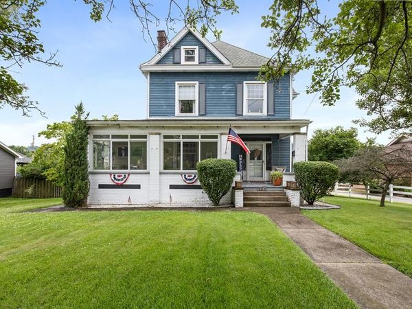409 WHEELING AVE, Glen Dale, WV 26038