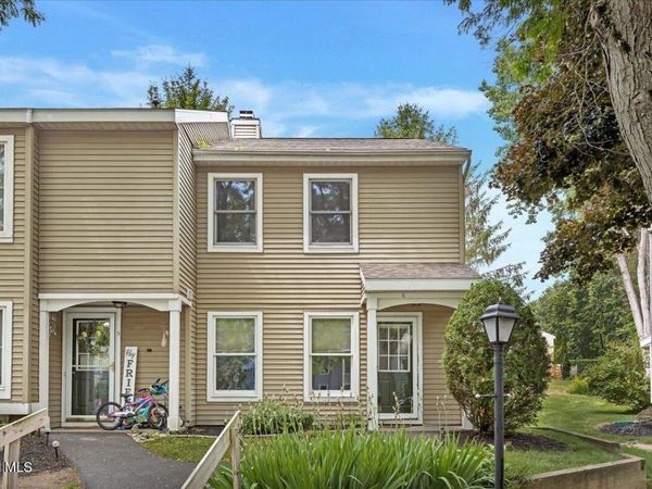 6 Wilton Court, Halfmoon, NY 12065