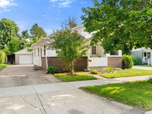 112 Fulton Street, Petoskey, MI 49770