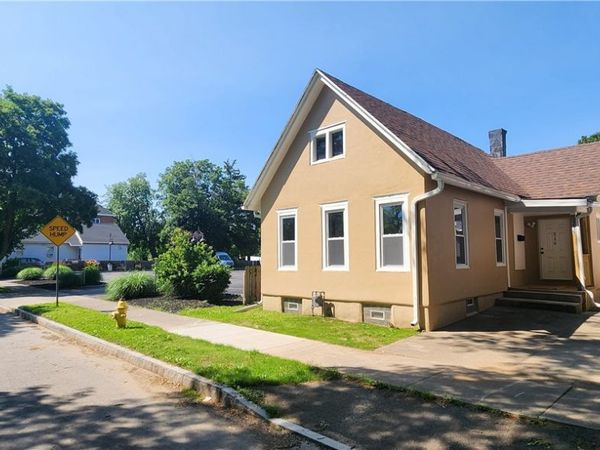 216 Lyndhurst Street , Rochester, NY 14605