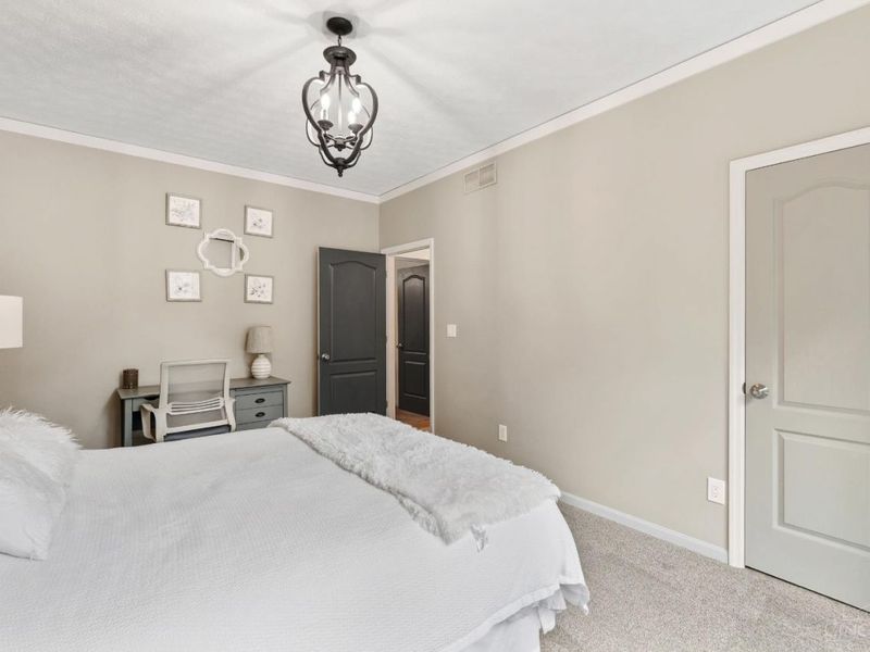 631 Greenwood Avenue, Cincinnati, OH 45229 Photo 20