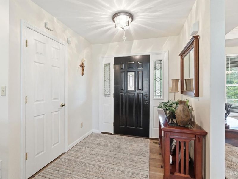 1548 Alexander Drive, Hamilton, OH 45013 Photo 9