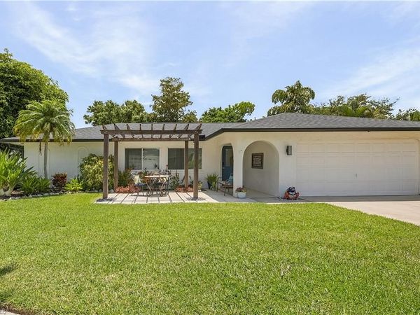 6954 Pickadilly CT, FORT MYERS, FL 33919