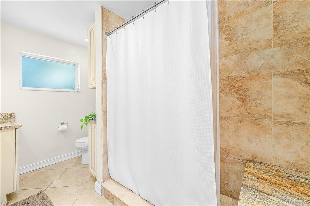 6954 Pickadilly Ct, Fort Myers, FL 33919 Photo