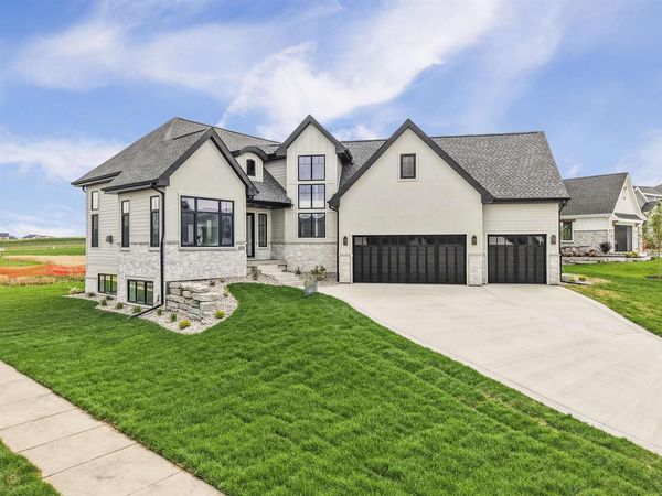 1600 Ginger Lane, Waunakee, WI 53597