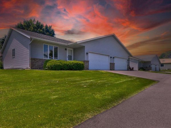 914 Northern Sands PLACE, Onalaska, WI 54650
