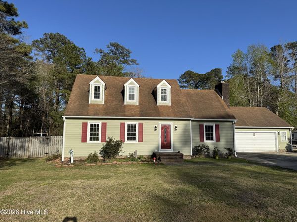 2 Raintree Way, Havelock, NC 28532