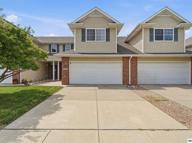 8843 Venice Lane, Lincoln, NE 68526