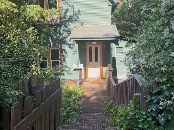 219 N Washington, Moscow, ID 83843