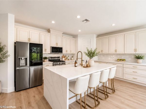1061 Ambrosia Drive, Las Vegas, NV 89138