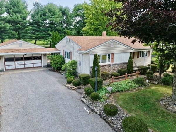 440 Glenda Drive, Beaver Falls, PA 15010