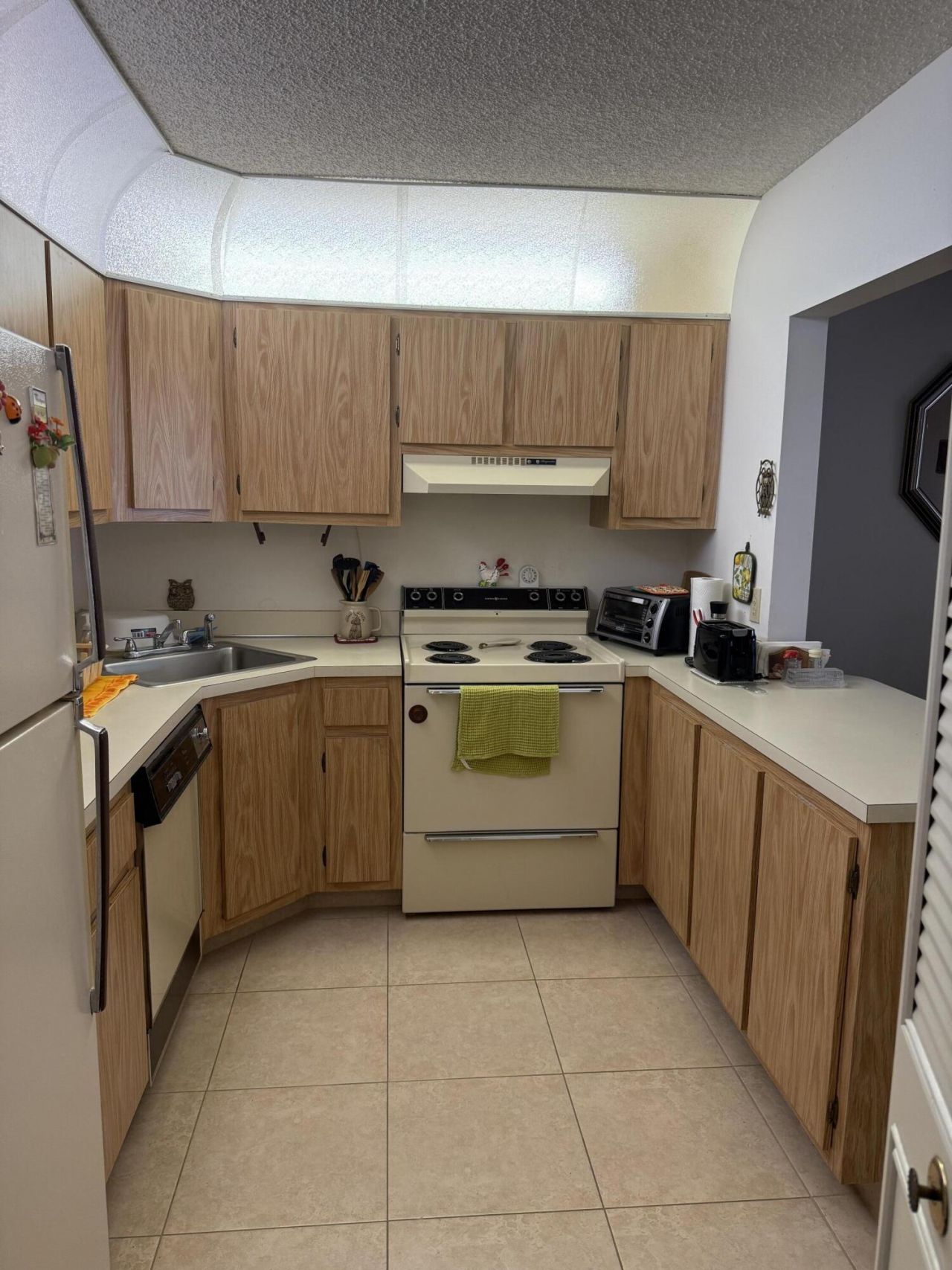 422 Pine Glen Lane, Unit A-1, Greenacres, FL 33463 Photo