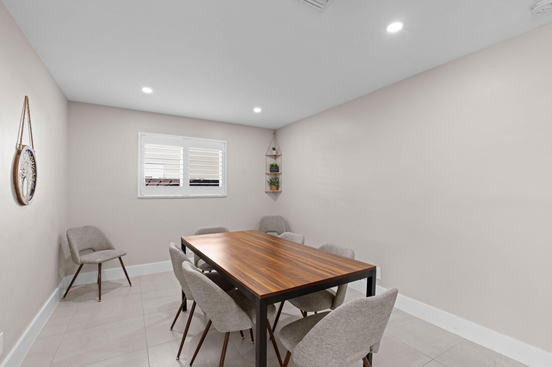 300 SE 8th Court, Pompano Beach, FL 33060 Photo