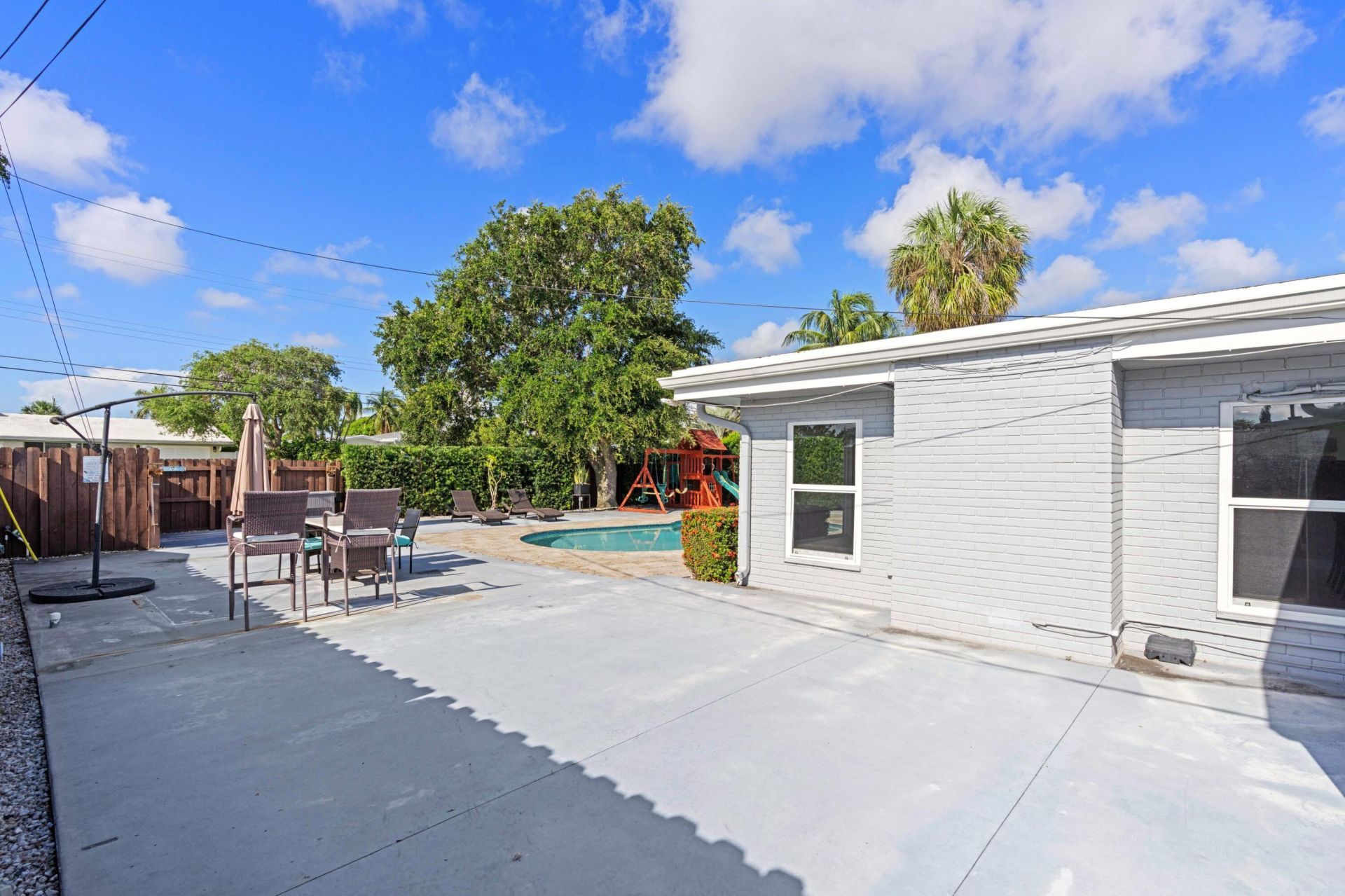 300 SE 8th Court, Pompano Beach, FL 33060 Photo