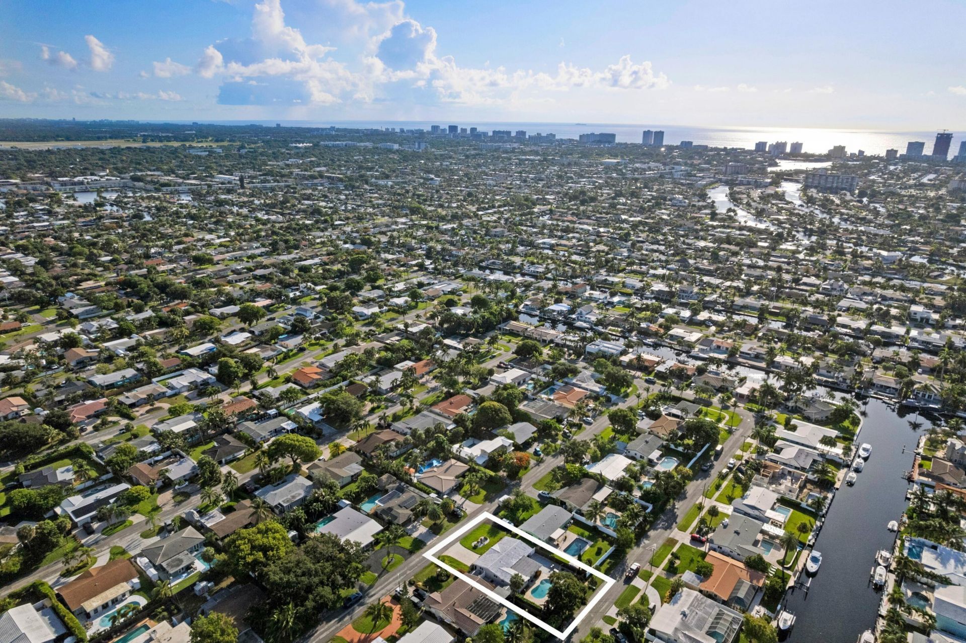 300 SE 8th Court, Pompano Beach, FL 33060 Photo