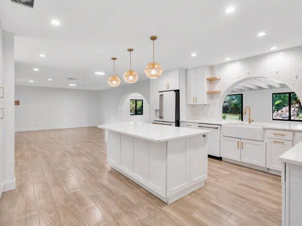10751 SW 25th Street, Davie, FL 33324