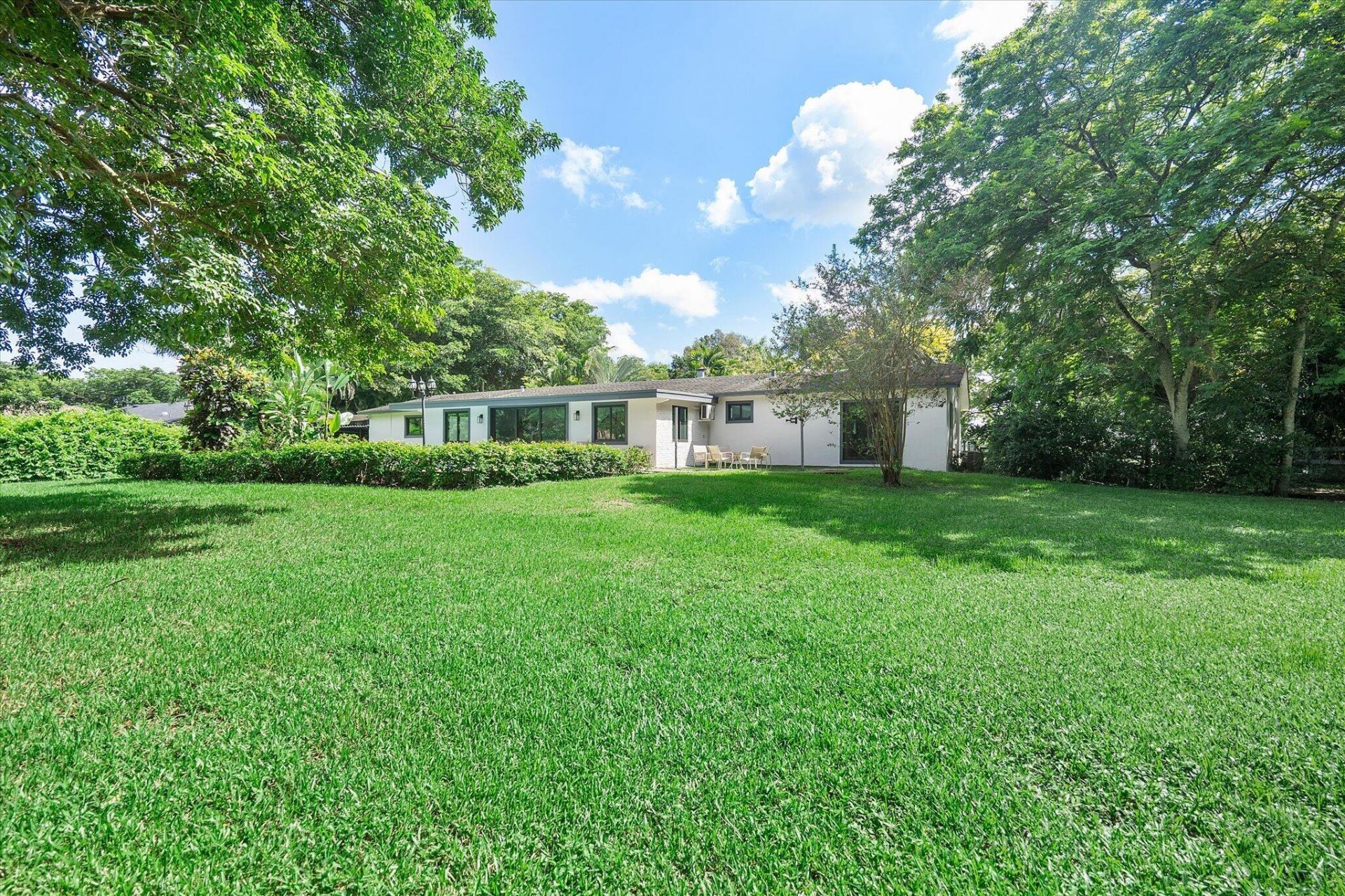 10751 SW 25th Street, Davie, FL 33324 Photo