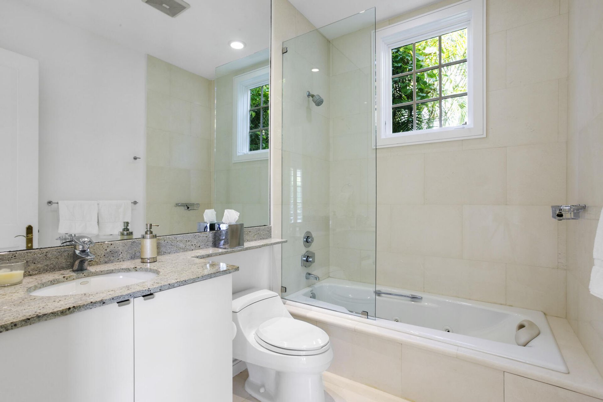 222 Monterey Road, Palm Beach, FL 33480 Photo