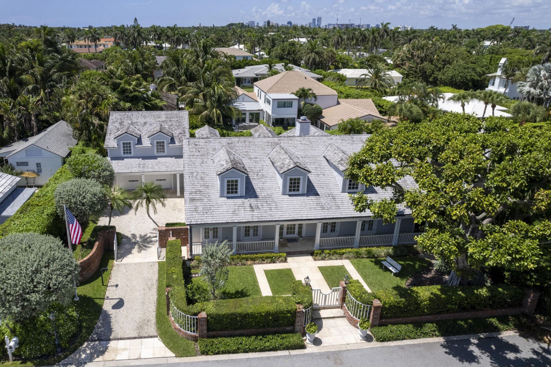 222 Monterey Road, Palm Beach, FL 33480 Photo