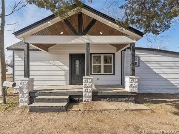 4129 W 8th Street , Tulsa, OK 74127