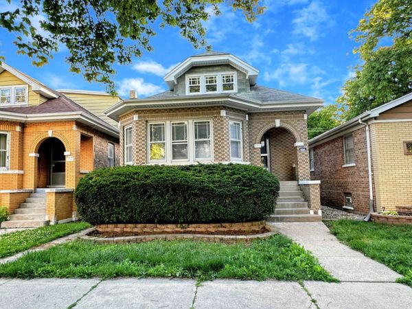 3612 East Avenue , Berwyn, IL 60402
