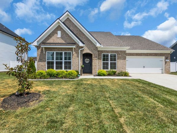 2905 Woodcrest Dr , Murfreesboro, TN 37128