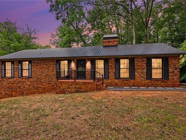 3318 Oak Ridge Road , Summerfield, NC 27358