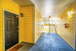 1826 Telfair Way photo 4