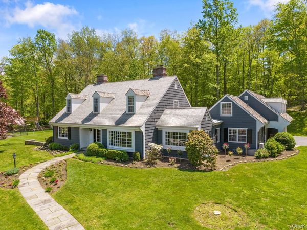 52 Lake Road, Katonah, NY 10536