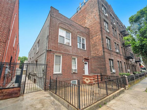 558 Midwood St , Brooklyn, NY 11203