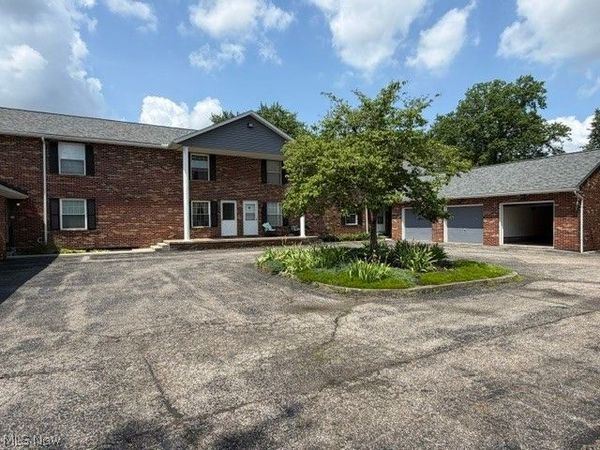 533 Valley Drive , Unit B5, Medina, OH 44256