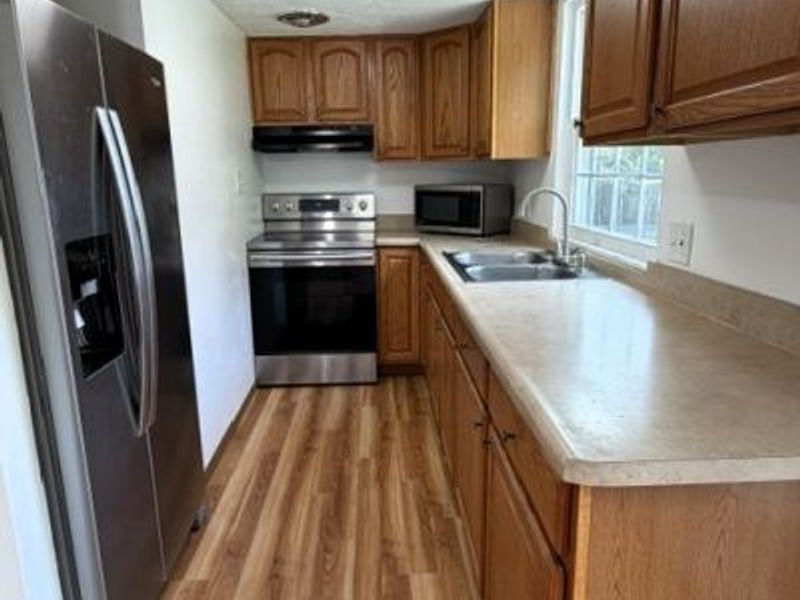 533 Valley Drive, Unit B5, Medina, OH 44256 Photo 4